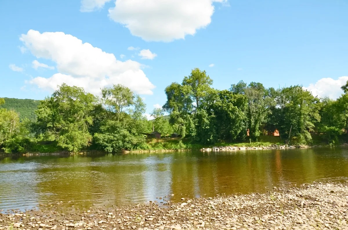 belles rives riviere cazoules