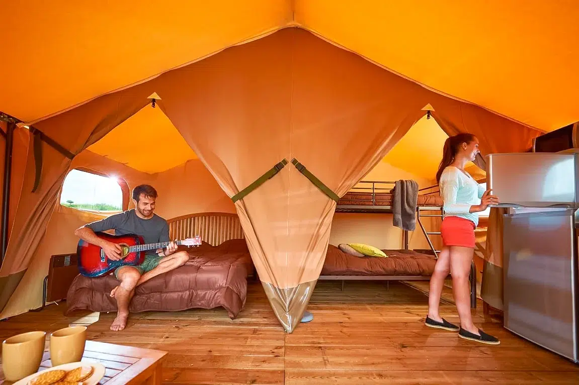 belles rives lodge interieur cazoules